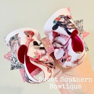 Farm Animal Boutique Hair Bow With Glitter Tails